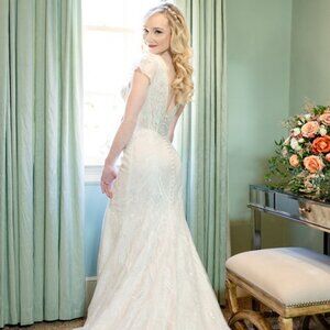 Rita Vinieris, Alyne